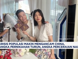 Video: China Krisis Populasi, Angka Pernikahan Turun & Perceraian Naik