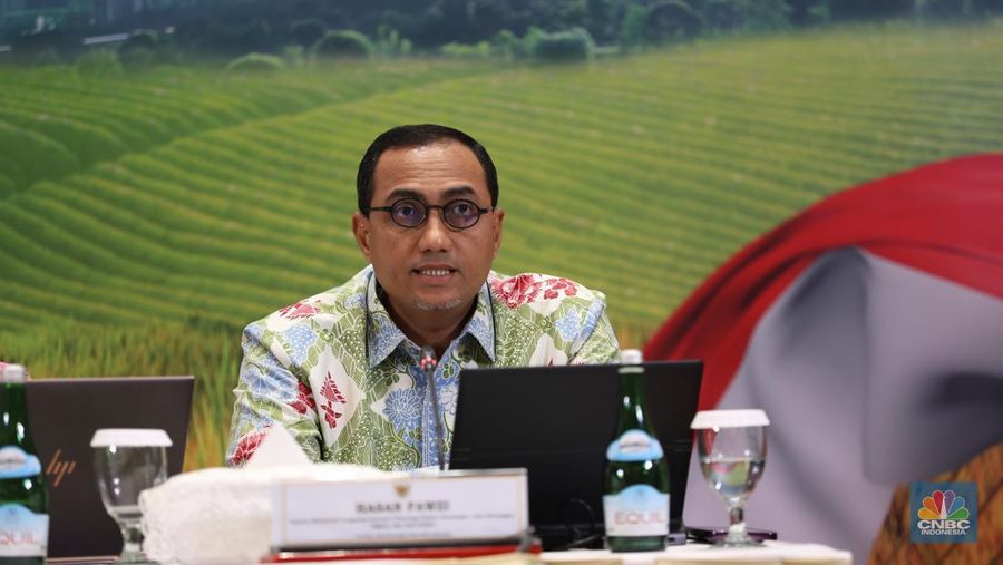 Kepala Eksekutif Pengawas Inovasi Teknologi Sektor Keuangan, Aset Keuangan Digital, dan Aset Kripto, merangkap Anggota Dewan Komisioner Otoritas Jasa Keuangan (OJK), Hasan Fawzi. (վ/Tri Susilo)