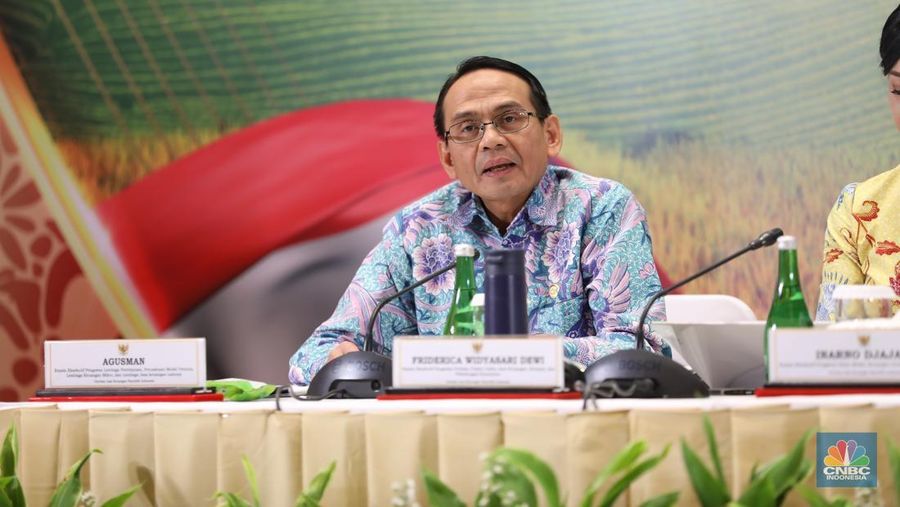 Kepala Eksekutif Pengawas Lembaga Pembiayaan, Perusahaan Modal Ventura, Lembaga Keuangan Mikro dan Lembaga Jasa Keuangan Lainnya (PVML) OJK, Agusman. (²©²ÊÍøÕ¾/Tri Susilo)