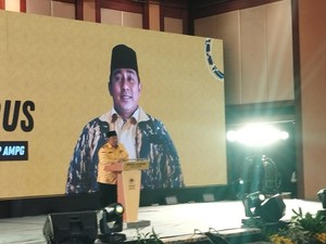 Ketum PP AMPG Sampaikan Salam Prabowo dan Bahlil saat Bertemu PM Kamboja