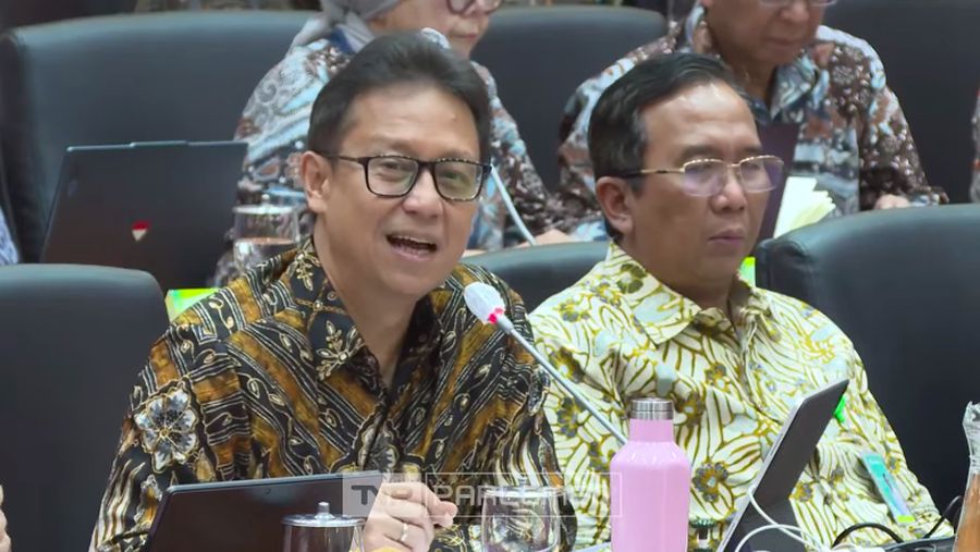 Menteri Kesehatan, Budi Gunadi Sadikin saat dalam rapat kerja dengan Komisi IX DPR RI. (Tangkapan Layar Youtube DPR RI)
