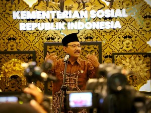 Jawaban Mensos soal Kritik Bantuan Sosial Sering Salah Sasaran