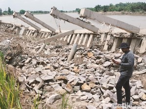 Awal Mula Proyek Rp 40 M di Bojonegoro Ambruk padahal Belum Genap 2 Bulan