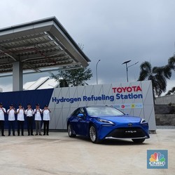 Toyota Bangun Stasiun Pengisian Mobil Hidrogen, Rogoh Kocek Segini