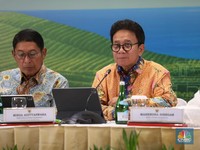 Breaking News: Wakil Ketua OJK Mirza Adityaswara Mundur