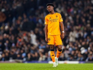 Tchouameni Tak Suka Main Jadi Bek Tengah di Real Madrid