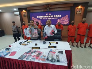 Polda DIY Bongkar Judol Dadu Via Live TikTok, 7 Pelaku Ditangkap