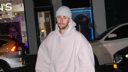 Justin Bieber Curhat Capek Sama Cinta Transaksional, Sindir Siapa Nih?