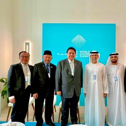 Airlangga Bertemu Menteri Energi UEA, Bahas Rencana Proyek Baru Ini