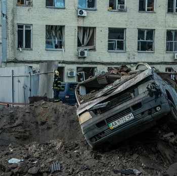 Putin Menggila, Rusia Tembak Rudal Balistik ke Kyiv Ukraina
