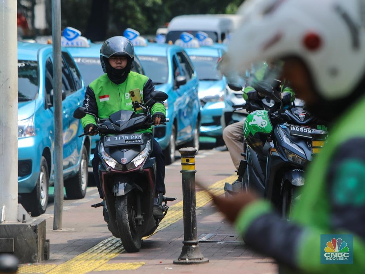 Krisis Ojol di Jakarta Selama Ramadhan: Penyebab dan Upaya Grab-Gojek