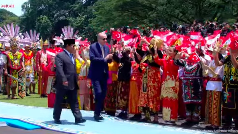 Upacara Penyambutan Kenegaraan Presiden Türkiye Recep Tayyip Erdoğan, 12 Februari 2025. (Tangkapan Layar Youtube/Sekretriat Presiden RI)