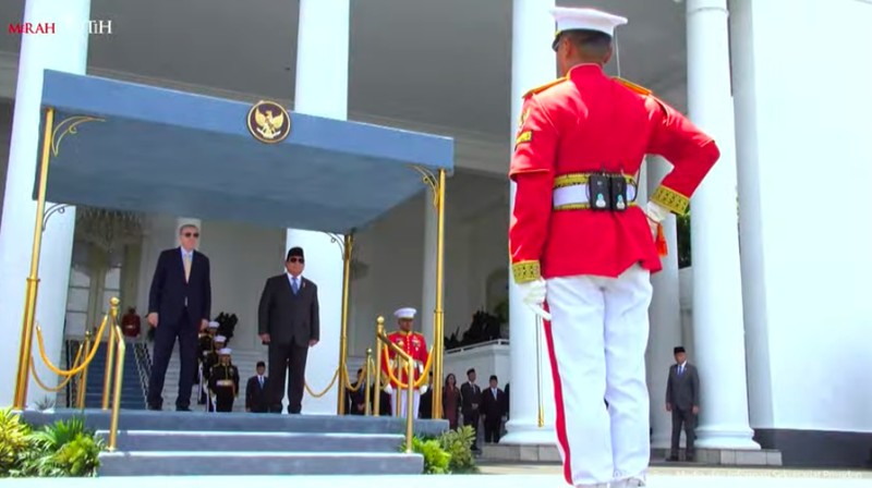 Upacara Penyambutan Kenegaraan Presiden Türkiye Recep Tayyip Erdoğan, 12 Februari 2025. (Tangkapan Layar Youtube/Sekretriat Presiden RI)