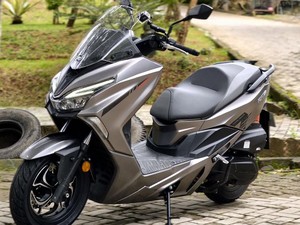 Lawan Baru Xmax-Forza dari China : Punya Dek Rata, Harga Rp 49 Jutaan