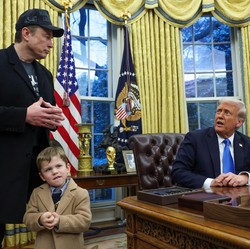 NASA Makin Miskin, Trump Tebar Duit Buat Proyek Kesayangan Elon Musk