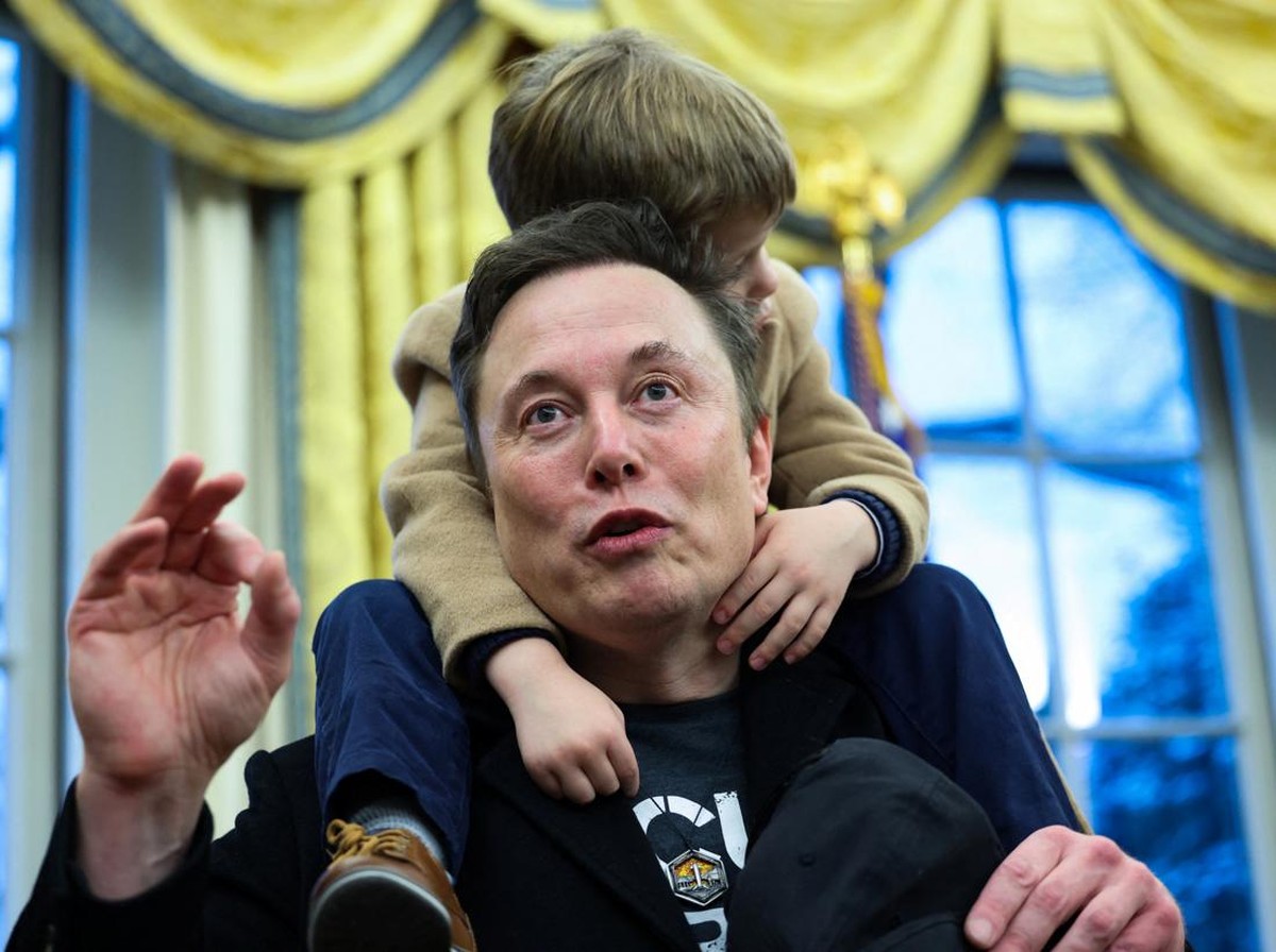 Elon Musk Mundur, Software Baru Mempercepat PHK Pegawai Pemerintah AS