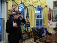 Diet Anggaran Trump Tuai Hasil! Warga AS Siap-Siap Dapat Rp80 Juta