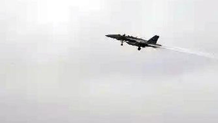 Gambar yang disediakan oleh Premier Sportfishing ini menunjukkan E/A-18G Growler sebelum jatuh di lepas pantai San Diego pada hari Rabu, 12 Februari 2025. Gambar yang disediakan oleh Premier Sportfishing ini menunjukkan E/A-18G Growler sebelum jatuh di lepas pantai San Diego pada hari Rabu, 12 Februari 2025. (Capt. Brandon Viets/Premier Sportsfishing via AP)