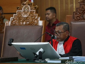 Pertimbangan Lengkap Hakim yang Bikin Praperadilan Hasto Kandas