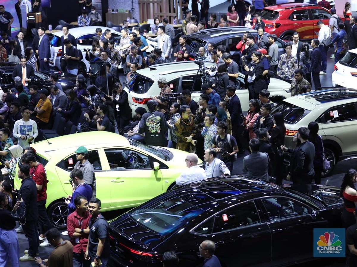 Penjualan Mobil Indonesia Naik, Merek China Mulai Tantang Dominasi Jepang