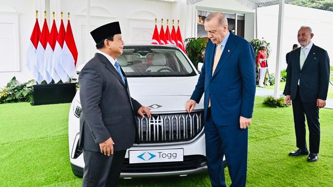 Beda Hadiah Prabowo-Erdogan: Turki Beri Togg T10X, RI Beri SS2-V4A2