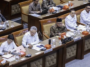 Kemendiktisaintek-Kemendikdasmen Masuk 10 Besar K/L dengan Efisiensi Terbesar