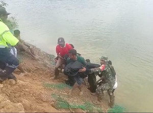Bocah Sumbawa yang Tertimbun Longsor Saat Mancing Ditemukan Tewas