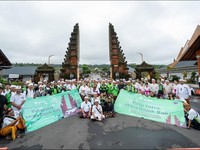 Ratusan Driver Gojek Umat Hindu Ikut Ritual Suci Tirta Yatra