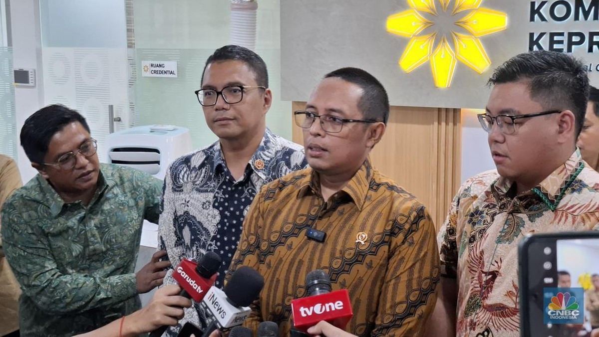 Retreat Mewah Kepala Daerah: Kemendagri Bayar Penuh, Rakyat Menjerit!