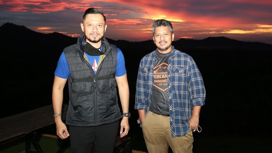 Ketua Umum DPP Partai Demokrat Agus Harimurti Yudhoyono dan Bendahara Umum DPP Partai Demokrat Renville Antonio. (Dok. DPP Partai Demokrat)