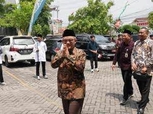Naskah Akademik Coding dan AI Beredar, Menteri Muti: Resmi Jadi Dasar Ambil Keputusan