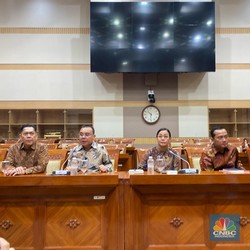 Anggaran Dipangkas, Sri Mulyani: Tidak Ada PHK Honorer!