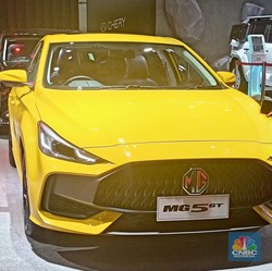 Dua Mobil Listrik MG Mejeng di IIMS 2025, Asli Produksi Jawa Barat
