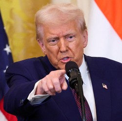Teror Trump Menggila, Satu Dunia Jadi Korban