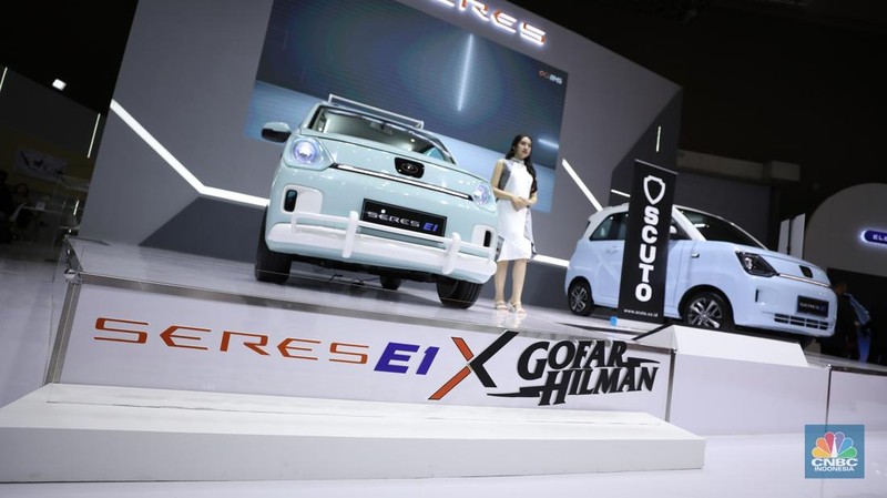 PT Honda Prospect Motor (HPM) resmi meluncurkan mobil listrik pertamanya untuk pasar Indonesia, Honda e:N1 di Indonesia International Motor Show (IIMS) 2025, Jakarta, Kamis (13/2/2025). (CNBC Indonesia/Tri Susilo)