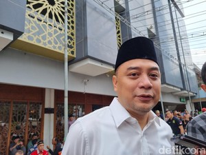 Walkot Eri Kenang Sosok Renville: Teman Kuliah yang Enak Diajak Diskusi