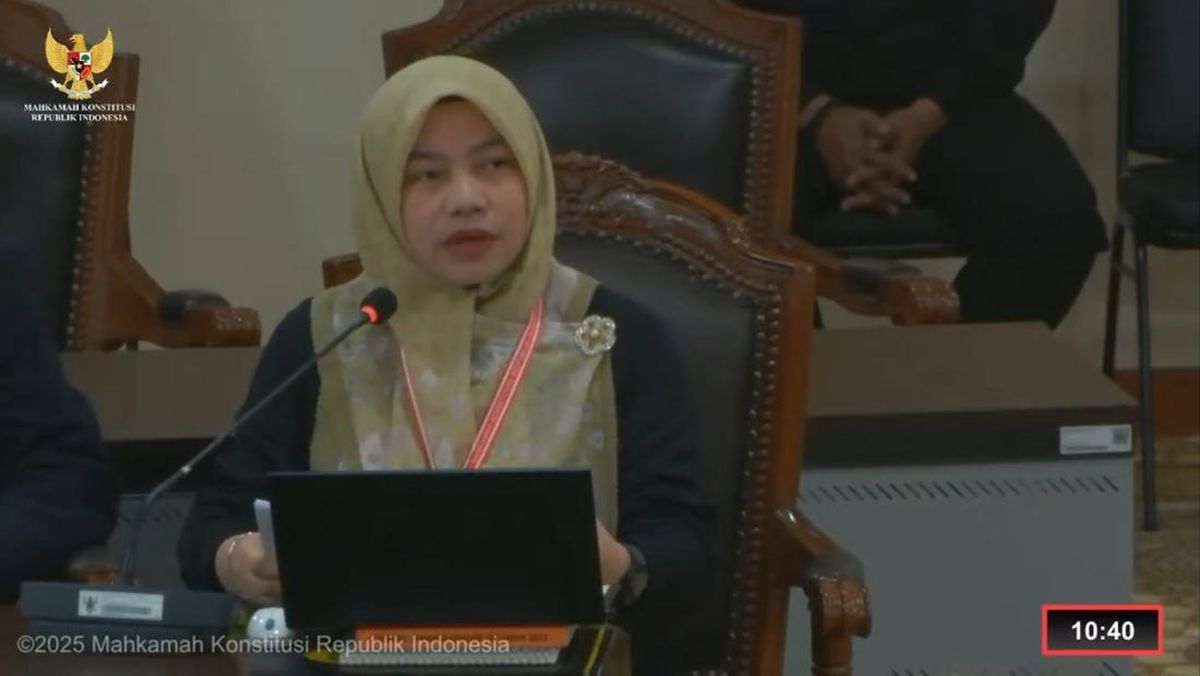 Ilustrasi berita Nasional: Ahli Nilai Putusan MK soal Ijazah Gibran Masalah Serius, Minta KPU Diperiksa