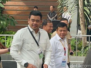 Bobby Nasution Bacakan Jati Diri Kader Partai Gerindra