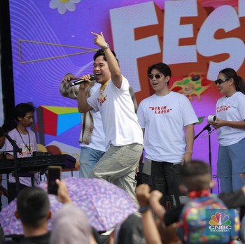 Keseruan Warga Nonton Langsung Program Trans TV Festival Senayan Park