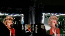 Video: Green Day Ubah Lirik Lagu Dukung Palestina Saat Tampil di Coachella