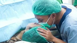 Anak Pertama Mahalini dan Rizky Febian Lahir, Diberi Nama Zairee Selina