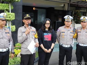 Tampang Pengemudi BMW Bernopol N 3 NEN yang Viral di Kota Malang