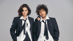 Benny Blanco Ungkap Merasa Kebanting di Sisi Selena Gomez saat Oscars 2025