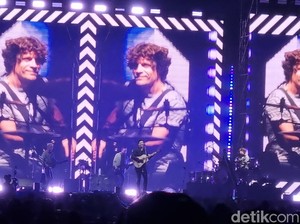 Penonton Puas dengan Satellites World Tour, The Script: Thank You Surabaya
