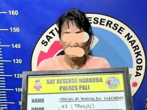 Wanita Paruh Baya di PALI Ditangkap karena Jual Sabu di Rumah