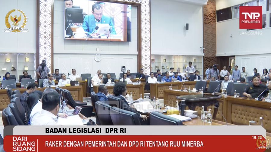 BALEG DPR RI (Pleno) Rapat Kerja dengan Pemerintah dan DPD RI. (Tangkapan layar youtube DPR RI)