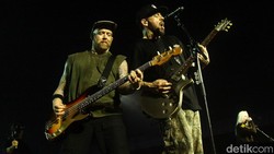 Linkin Park Kenang Momen Konser Diguyur Hujan di Jakarta