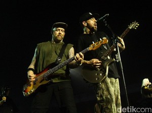 Linkin Park Kenang Momen Konser Diguyur Hujan di Jakarta