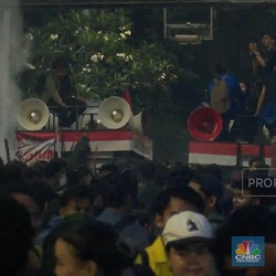 Mahasiswa Aksi 'Indonesia Gelap' di Patung Kuda, Protes Soal Ini