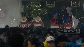 Mahasiswa Aksi 'Indonesia Gelap' di Patung Kuda, Protes Soal Ini
